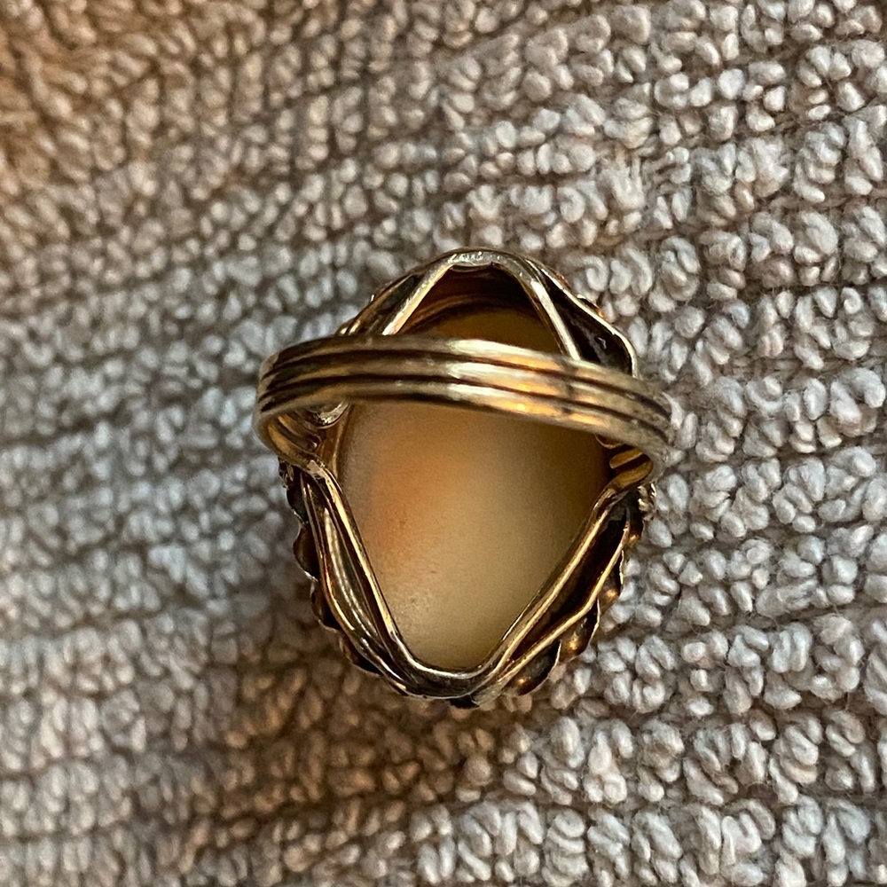 (NFS / NFT) 14K + Victorian Shell Cameo Ring circa 1840, size 7 - Picture 16 of 17